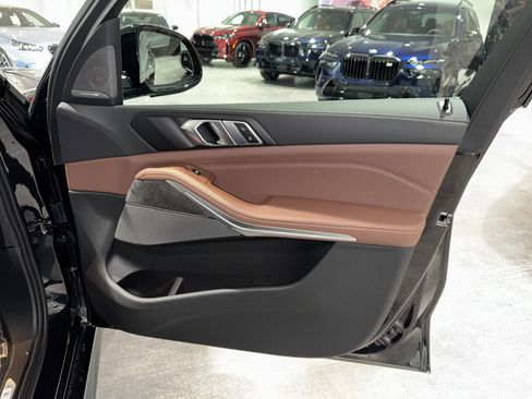 New 2026 BMW X5 sDrive40i w/ M Sport Package image 8