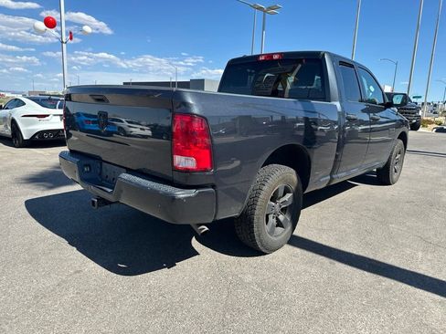 Used 2018 RAM 1500 Express AWD/4WD image 6