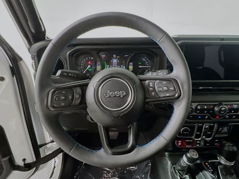 Used 2025 Jeep Wrangler Unlimited Rubicon 4xe w/ Safety Group image 18