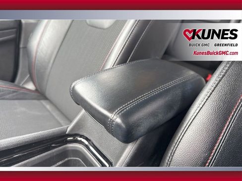 Used 2025 Jeep Compass Trailhawk AWD/4WD image 30