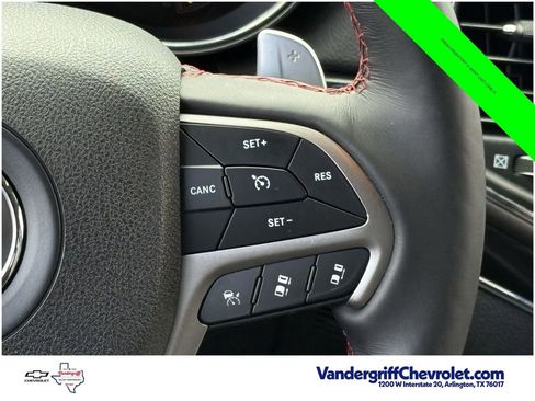 Used 2017 Jeep Grand Cherokee Trailhawk w/ Trailhawk Luxury Group AWD/4WD image 14