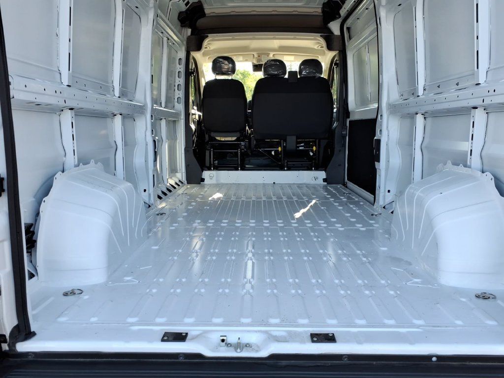 New 2026 RAM ProMaster 2500 FWD image 12