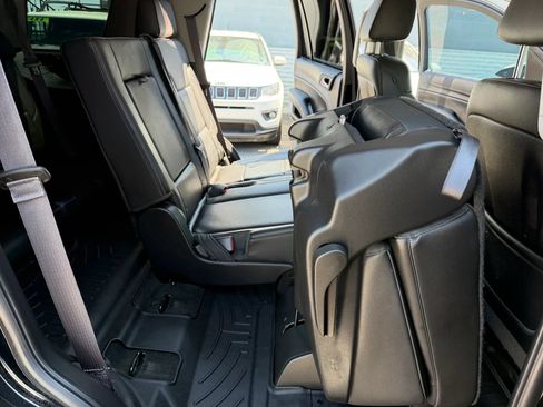 Used 2015 GMC Yukon SLT RWD image 18