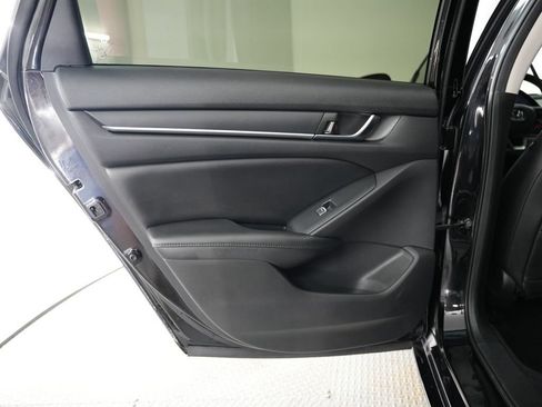 Used 2022 Honda Accord Sport Special Edition image 36