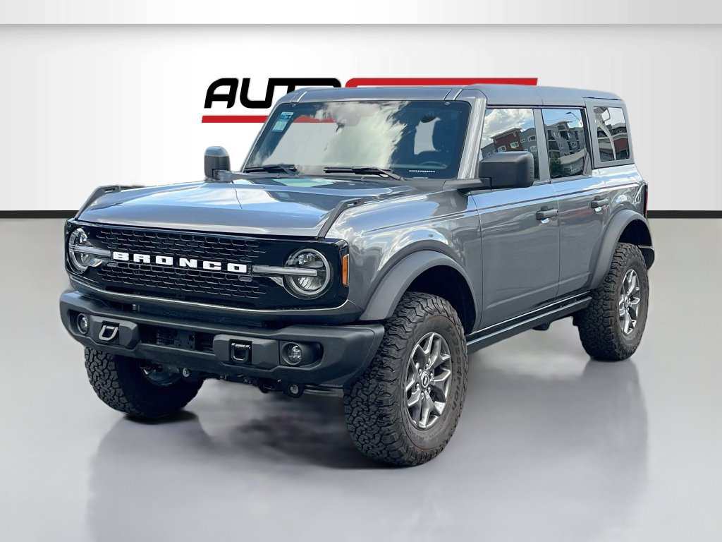 Used 2025 Ford Bronco Badlands AWD/4WD image 3