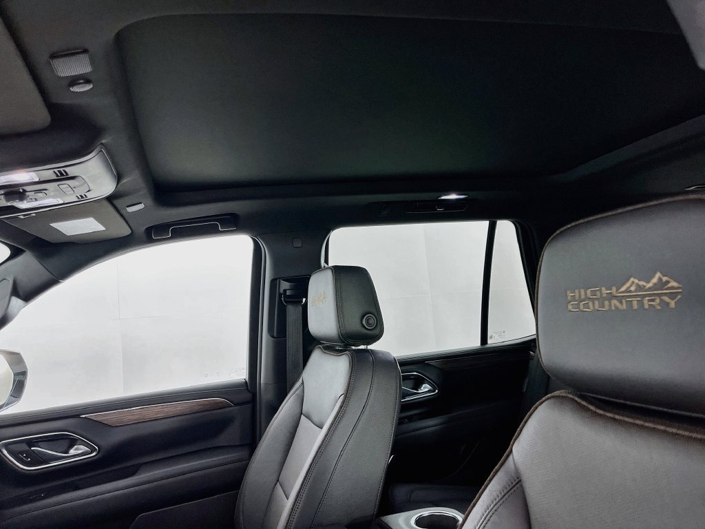 Used 2023 Chevrolet Tahoe High Country AWD/4WD image 24