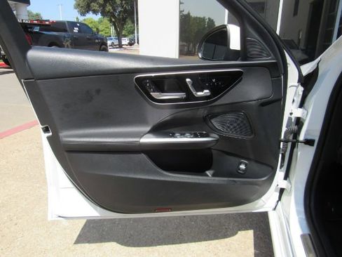 Used 2022 Mercedes-Benz C 300 Sedan image 15