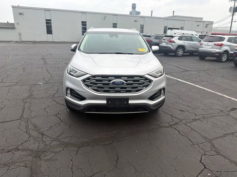 Used 2019 Ford Edge SEL w/ Equipment Group 201A FWD image 3