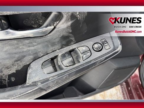 Used 2025 Nissan Sentra SV image 10