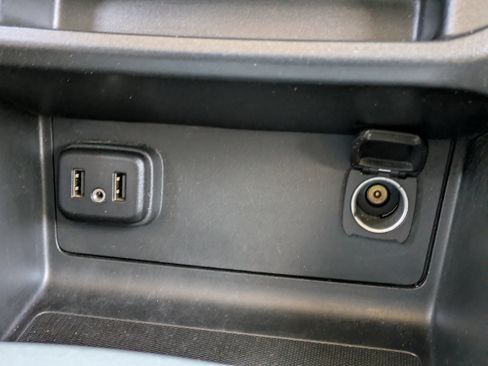 Used 2021 Chevrolet Colorado LT w/ LT Convenience Package image 28