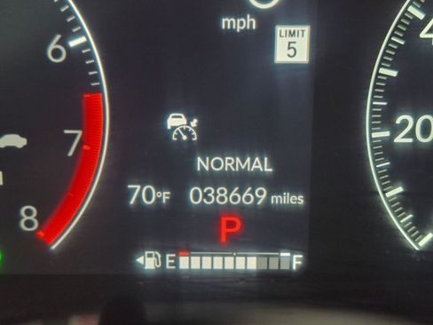 Used 2023 Honda CR-V EX-L image 11