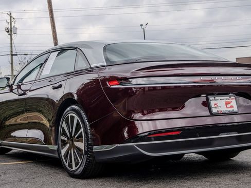 Used 2024 Lucid Air Touring image 24