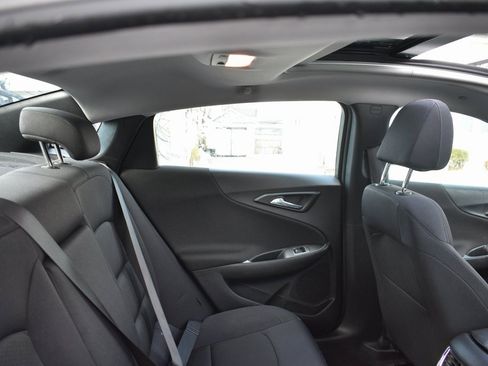 Used 2024 Chevrolet Malibu LT image 23