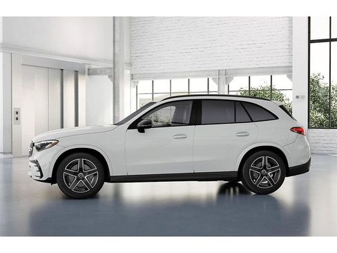 New 2026 Mercedes-Benz GLC 300 4MATIC image 35