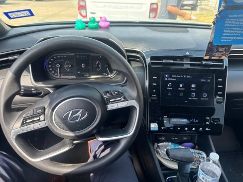 Used 2024 Hyundai Santa Cruz SEL AWD/4WD image 11