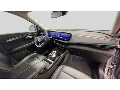 Used 2024 Buick Envision Preferred image 18