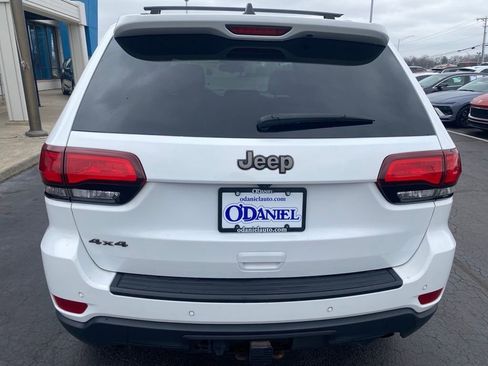 Used 2016 Jeep Grand Cherokee Laredo 75th Anniversary image 5