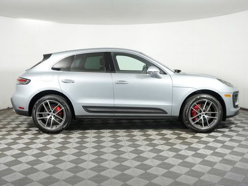 Certified 2026 Porsche Macan S AWD/4WD image 8