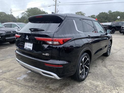 Used 2023 Mitsubishi Outlander SEL image 5