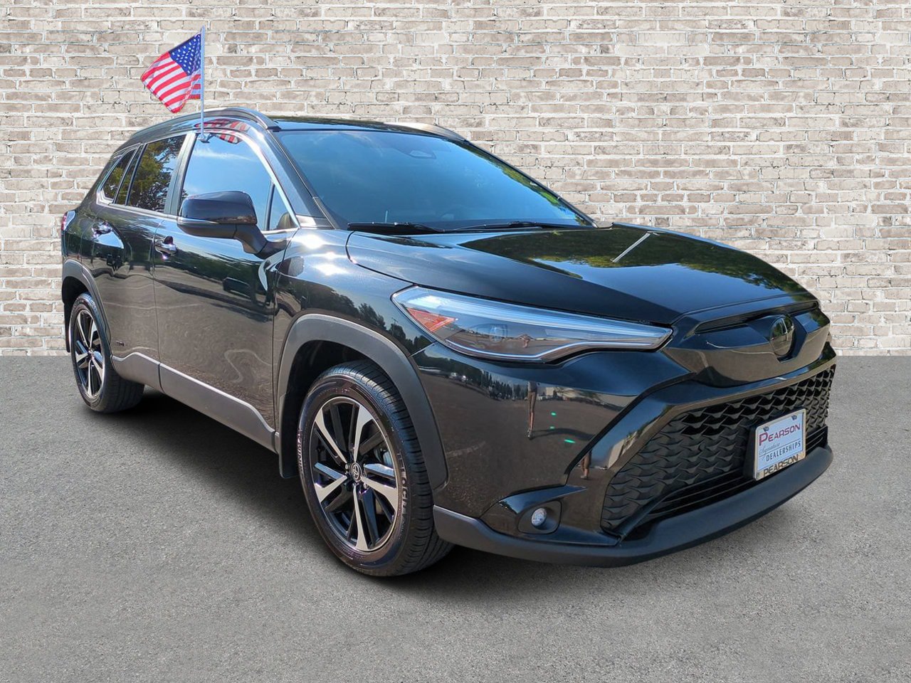 Used 2024 Toyota Corolla Cross AWD Hybrid w/ Convenience Package image 1