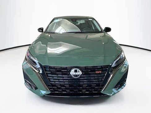 New 2025 Nissan Altima 2.5 SR w/ SR Premium Package image 2