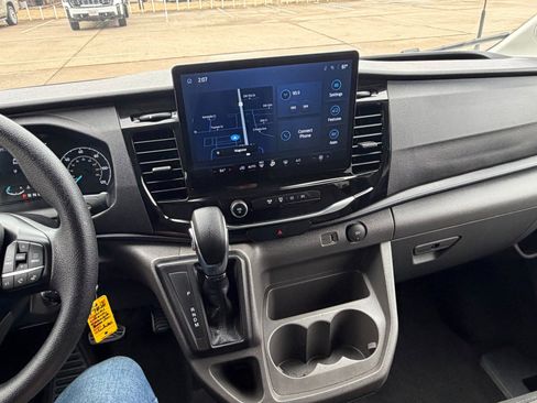 Used 2024 Ford Transit 350 XLT image 13