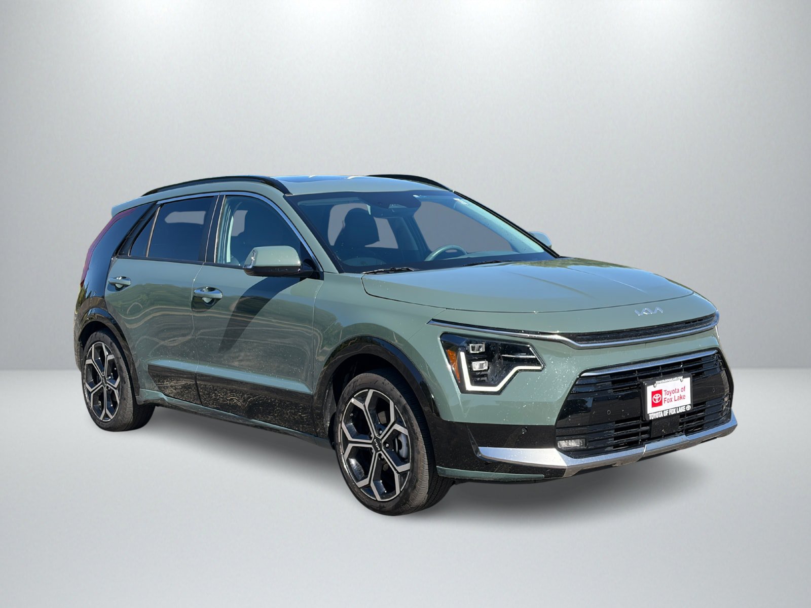 Used 2023 Kia Niro SX Touring FWD image 7