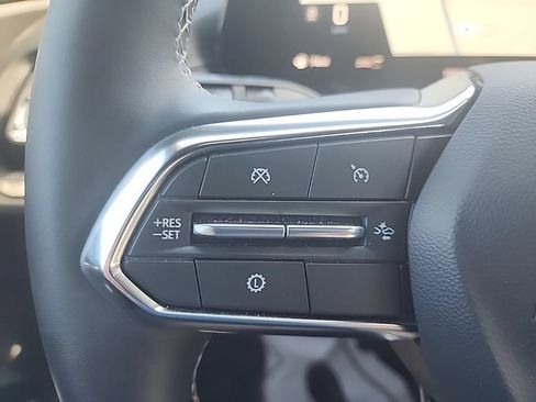 Used 2026 Chevrolet Traverse LT AWD/4WD image 15