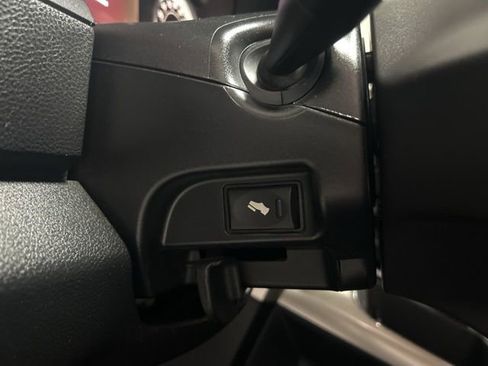 Used 2017 RAM 2500 Laramie w/ Sport Appearance Group image 17