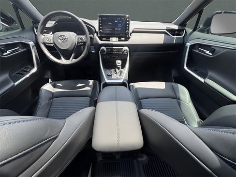 Used 2022 Toyota RAV4 XSE image 16