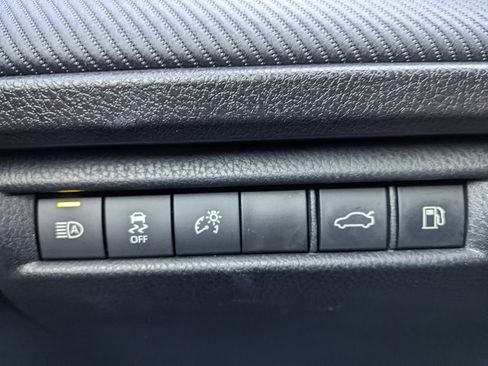 Used 2025 Toyota Camry SE image 46