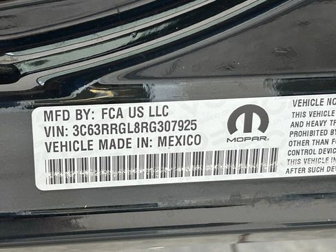 Used 2024 RAM 3500 Tradesman w/ Chrome Appearance Group AWD/4WD image 26