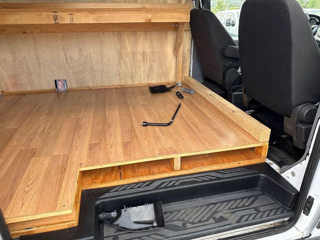 Used 2017 Ford Transit 350 148 High Roof RWD image 26