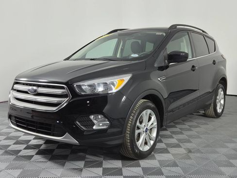 Used 2018 Ford Escape SE AWD/4WD image 3