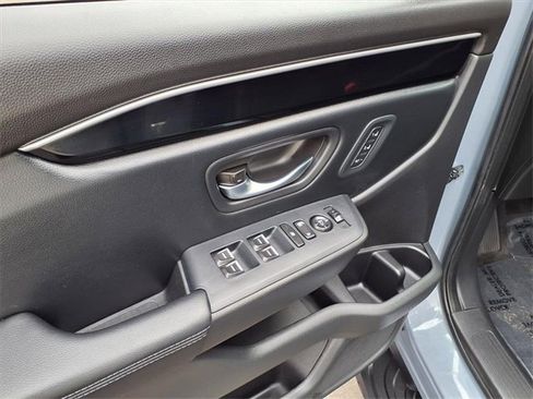 Used 2023 Honda Pilot Touring image 13