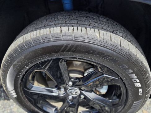Used 2021 Toyota RAV4 XSE AWD/4WD image 30