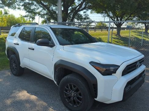 Used 2025 Toyota 4Runner SR5 AWD/4WD image 1