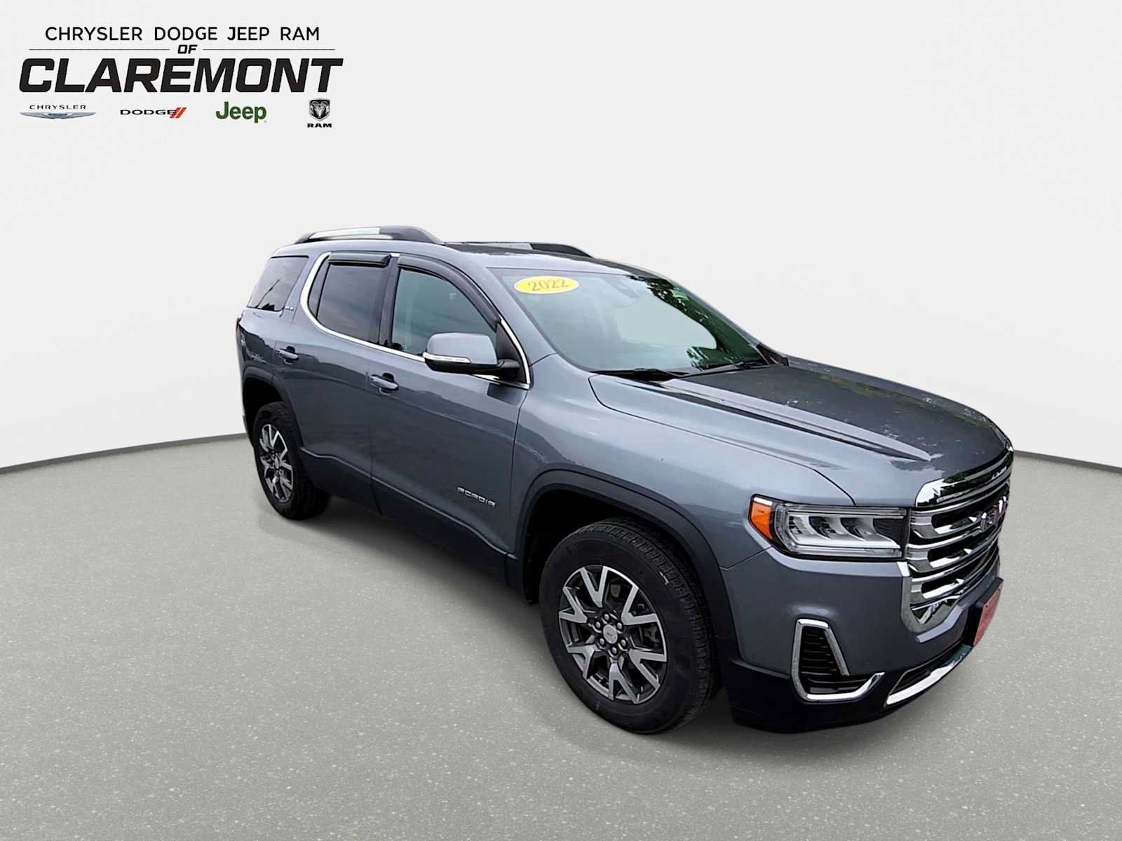 Used 2022 GMC Acadia SLE w/ Driver Convenience Package AWD/4WD image 2