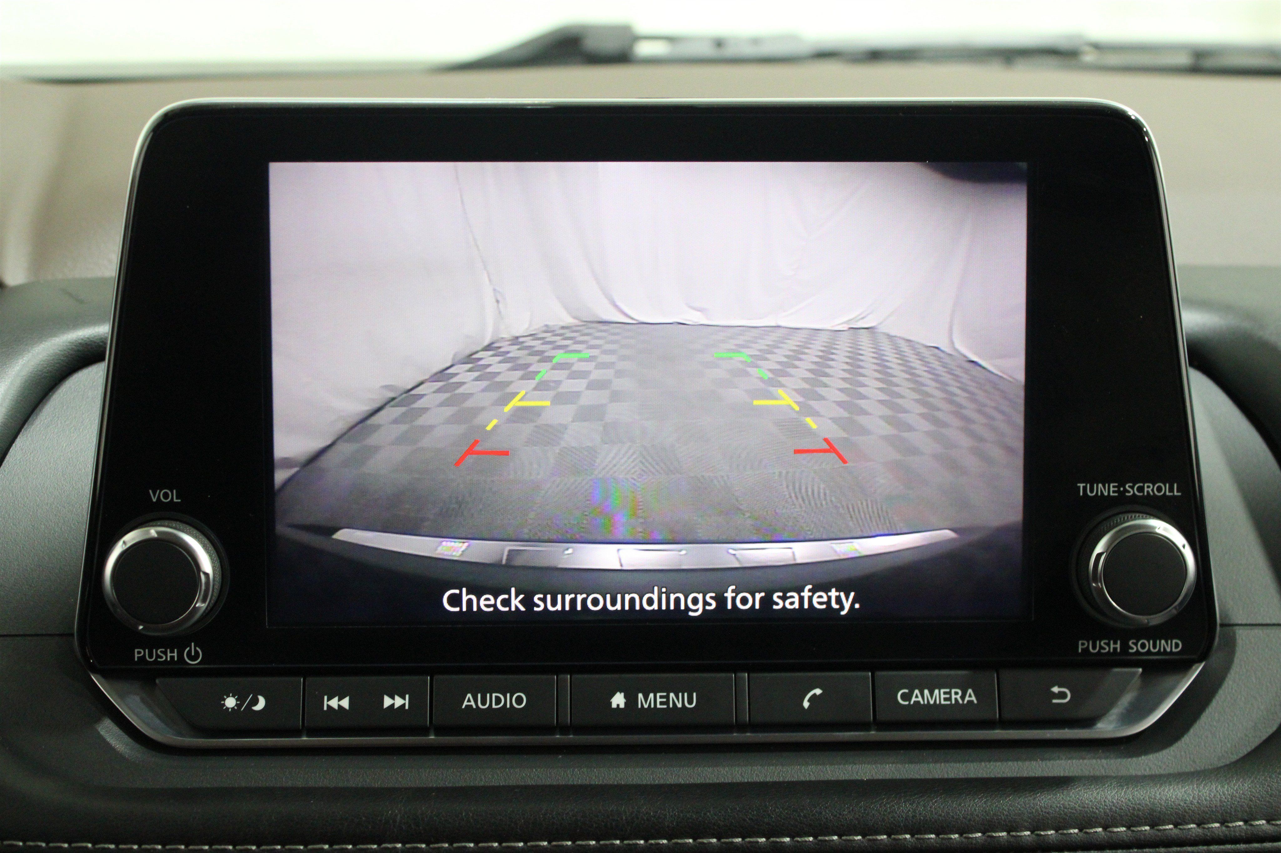 Used 2022 Nissan Rogue S AWD/4WD image 9
