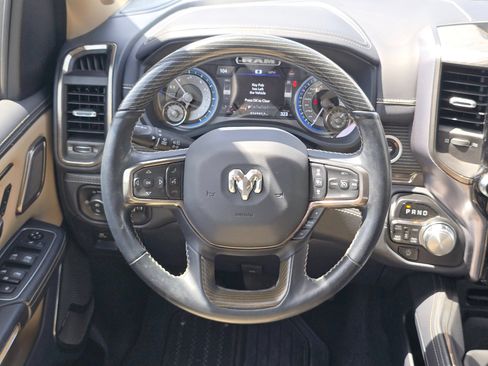Used 2021 RAM 1500 Limited AWD/4WD image 19