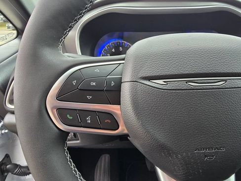 New 2027 Chrysler Pacifica LX FWD image 15