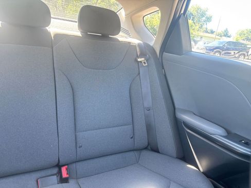 Used 2025 Kia K4 FWD image 36