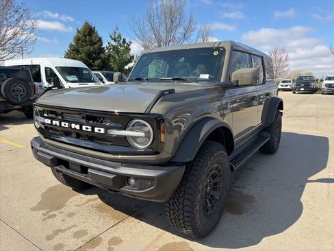 New 2026 Ford Bronco Outer Banks AWD/4WD image 9