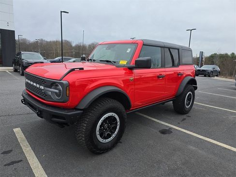 Used 2024 Ford Bronco Badlands w/ Sasquatch Package image 8
