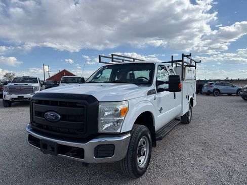 Used 2014 Ford F350 XL w/ Power Equipment Group AWD/4WD image 4