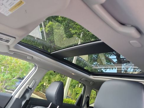 Certified 2024 Nissan Rogue SV w/ SV Premium Package image 25