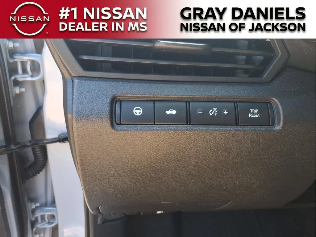 Certified 2026 Nissan Altima 2.5 SR w/ SR Premium Package FWD image 13