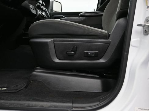 Used 2024 RAM 3500 Big Horn image 21