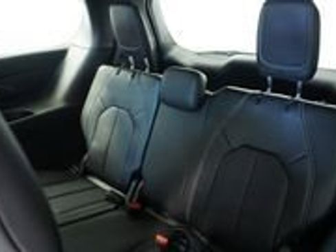 New 2026 Chrysler Voyager LX FWD image 17
