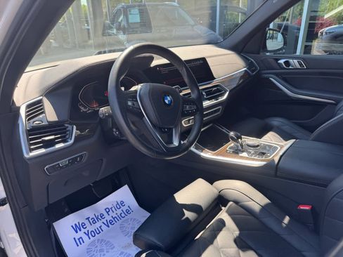 Used 2023 BMW X5 xDrive40i w/ Parking Assistance Package AWD/4WD image 2